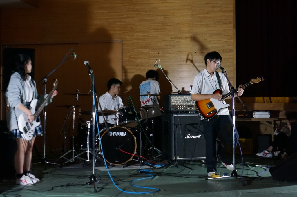 軽音楽同好会 | キャンパスライフ | 酒田南高等学校 | 学校法人天真林